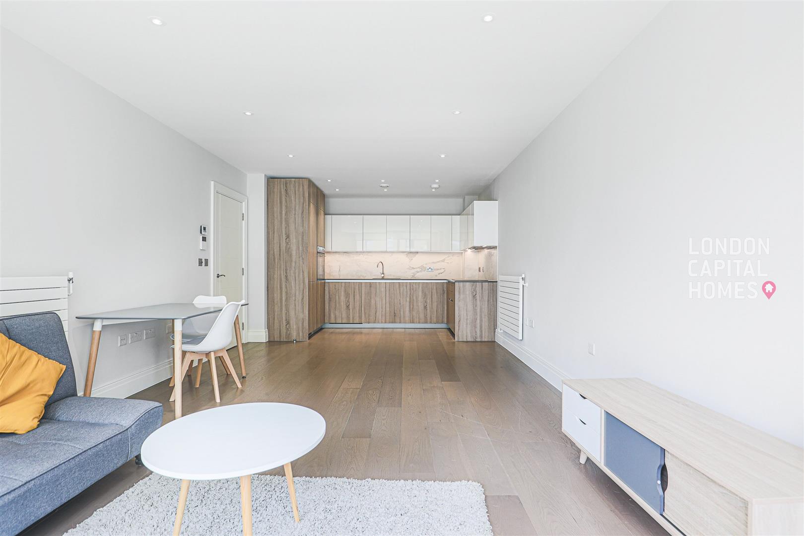 2 bed property in Queenshurst Square, Kingston Upon Thames